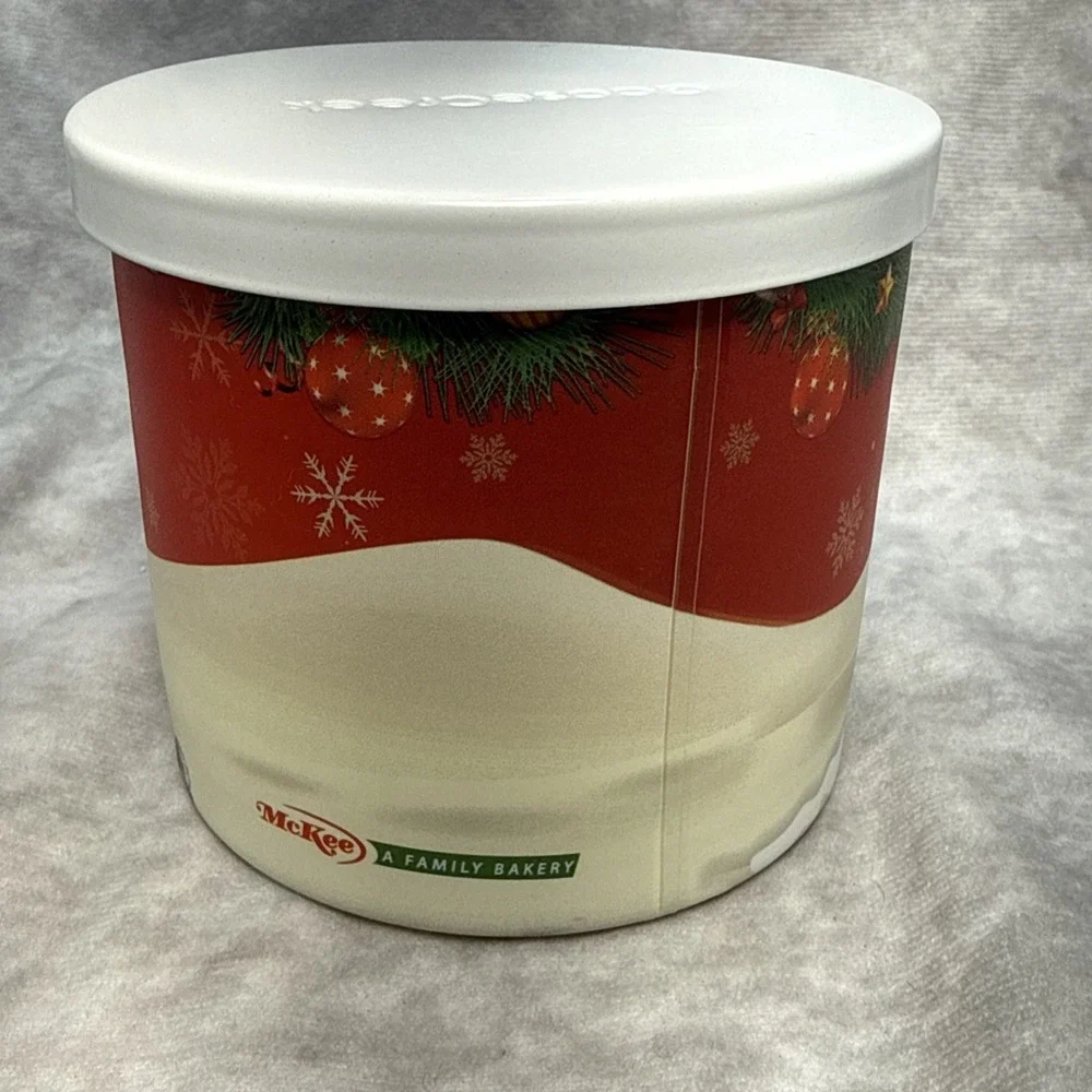 Goose Creek Little Debbie Christmas Tree Cakes Candle 14.5 oz 3-Wick Soy